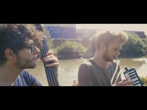 bigger better stronger // Vincent Hall // acousticsession Pt. 2