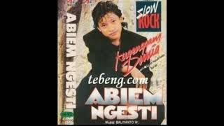 Download lagu Abiem ngesti Kugenggam dunia... mp3