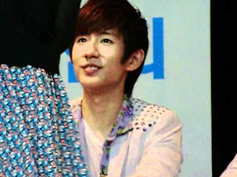 120624 BOYFRIEND Minwoo Fan Sign05