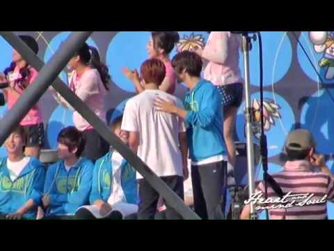 ‪ 605 2min moment  Touchy Minho & Naughty Taemin  fancam on lT recording‬‏   YouTube