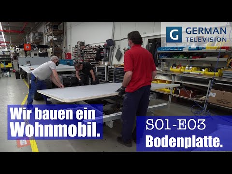 We are building a mobile home S01-E03: Station 1 and 2 - The base plate is placed on the chassis.