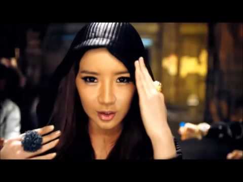 BLACKPINK x 2NE1   BOOMBAYAH X FIRE MASHUP