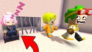 ESCAPAMOS DE LA CÁRCEL MÁS SEGURA DEL MUNDO EN MINI WORLD!! SE DUERME LA POLICÍA!!
