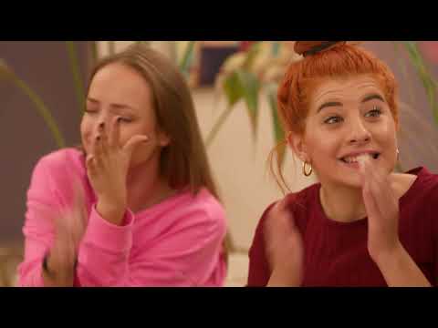 Το καυτό φιλί της Εριέττας στον Παναγιώτη και η αντίδραση των υπολοίπων... | The Bachelor Επ.26