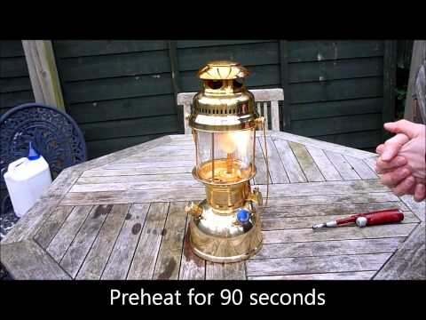 Lighting the Petromax HK500 Paraffin Lamp