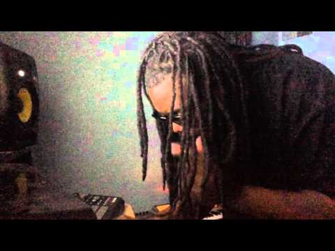 Lptheproducer on the mpc making a beat