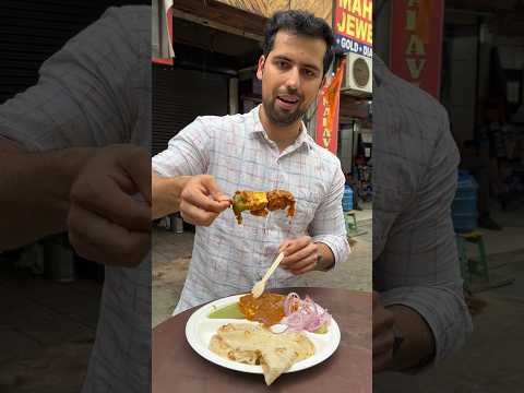 Trying the Most Famous Chaat Shop in East Delhi | Is it worth the hype? #shorts