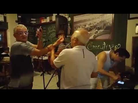 MARCONDES PEREIRA CANTA COM GOLDEN BOYS