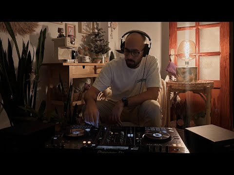 Coffee Corner | Deep & Groovy House DJ Set | 1 Hour Mix