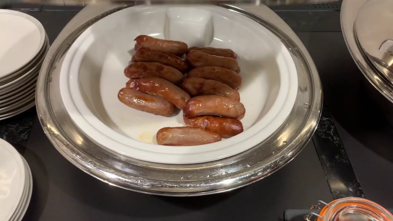 Singapore Airlines SilverKris Lounge