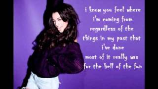 Cher Lloyd - Nothing On You ( Lyrics On Screen )