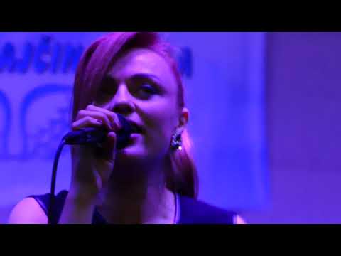 Antonija Šola pjeva za Zoka