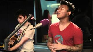 AJ Rafael sings Without You live in the hitz.fm studio with JinnyBoyTV