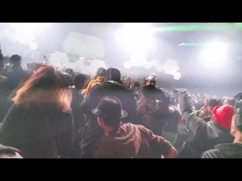 End of Pitch Mad Attack + Start of Guigoo Narkotek vs. Billx @ X-Massacre 2016 [1080p]