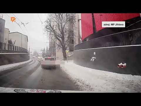 MP JIHLAVA: Muž bez "řidičáku" se pokusil ujet