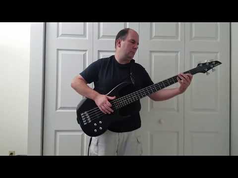 Bass low B string test 35" scale Carvin  vs. 34" G&L - You pick the winner!