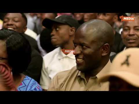 NEILA AKIKIWASHA MLIMANI CITY KWENYE USIKU WA NDARO NA LEONARDO