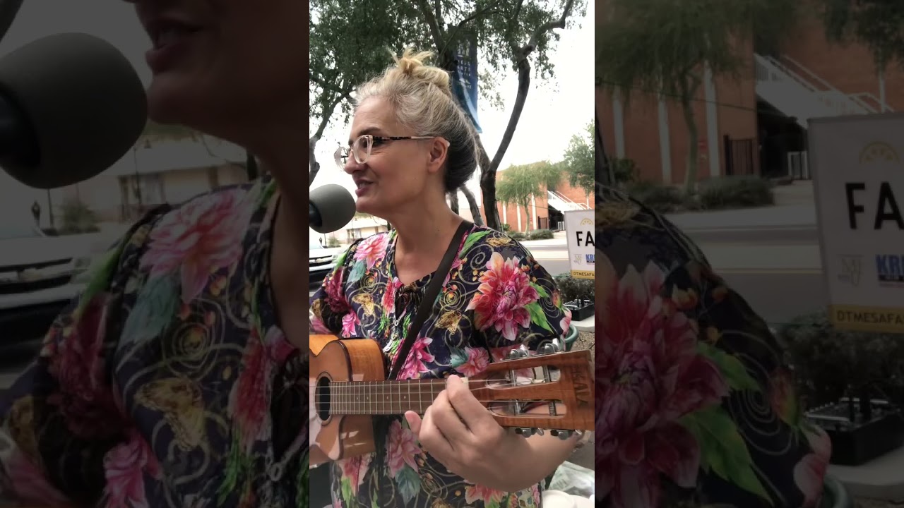 Promotional video thumbnail 2 for Uma & her Uke