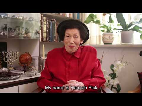 Hannah Pick-Goslar shares an intimate portrait of her friend Anne Frank.