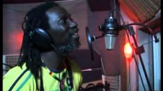 ABDOUL JABBAR feat TIKEN JAH  " kuma"