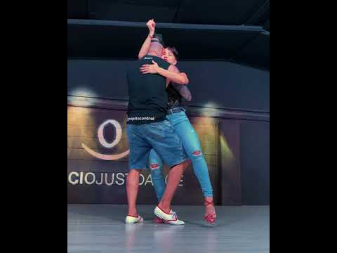 Adrián y Anita bailan Pedro Conga - Si Supieras⁠