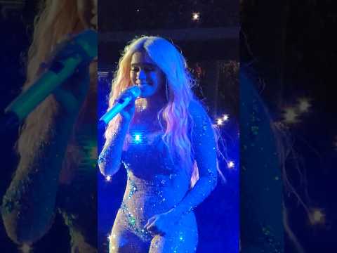 "X SI VOLVEMOS" - Karol G, Mañana Será Bonito Tour en Dallas, TX.🌤 #KarolG #Dallas #MañanaSeraBonito