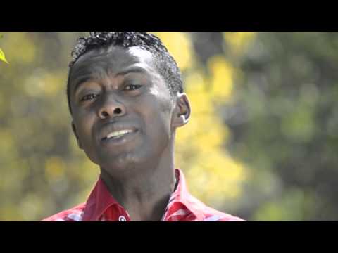 ROJO ny avo ET RIJA kely Ampelatananao