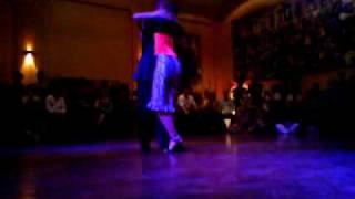 Video thumbnail for Andrea Missé y Javier Rodriguez bailan el tango "Que falta que me hacés".