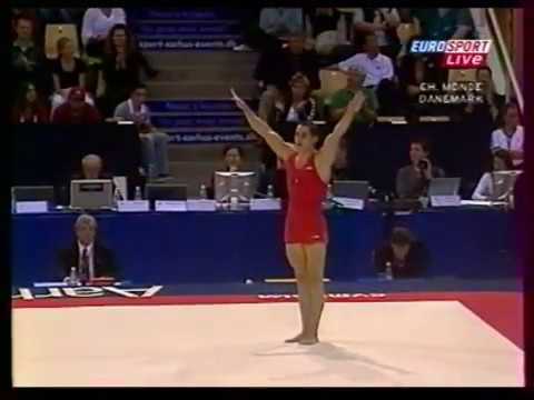 Razvan SELARIU (ROM) floor - 2006 Aarhus worlds TF