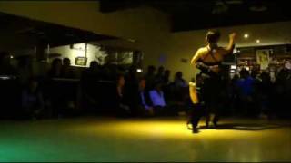 JOSE HALFON Y VIRGINIA CUTILLO EN LA MILONGA 10 (JULIO 2010) 3/4