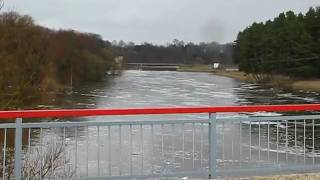 preview picture of video 'Potvynis, Šventoji upė, Kavarskas, Aukštaitija 2010 pavasaris, Kavavarsko tiltas'