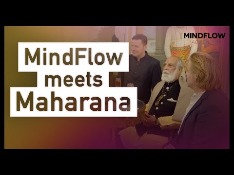 Der Maharana von Udaipur, Arvind Singh Mewar, empfängt ehrenvoll unsere MindFlow Gruppe in Indien