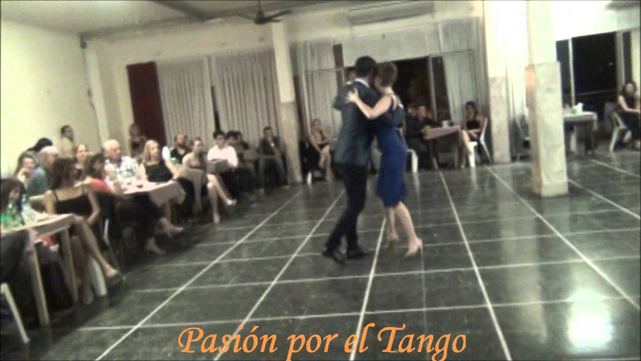 AGUSTINA BERENSTEIN y RODRIGO PALACIOS Bailando el Vals RECUERDOS DE LA PAMPA en FLOREAL MILONGA