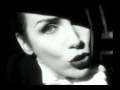 Annie Lennox - Totally Diva - 02 - Legend In My ...