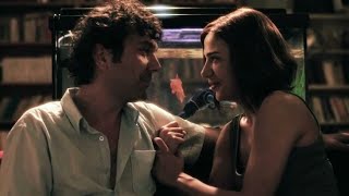 kimi aşklar hiç bitmezmiş,bizimkisi bitenlerden...