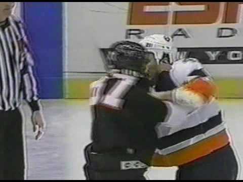 Donald Brashear vs Eric Godard