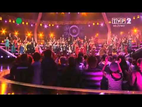 Rihanna - „Don't stop the music"