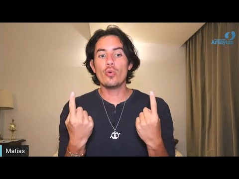 Day 111 Crown SMELL - Matias De Stefano - English Edit