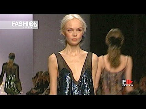 SPORTMAX Fall 2010 Milan - Fashion Channel