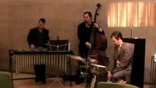Leonardo Cioglia Trio - Misturada (Airto Moreira)