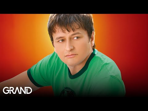 Rade Lackovic - Ceo grad me zenio sa tobom - (Audio 2005)