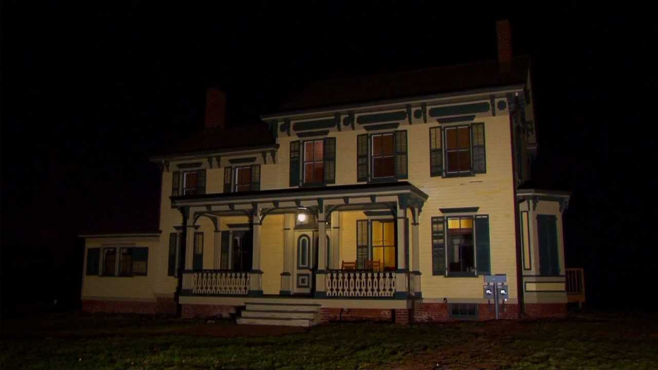 MARY HORROR OFFICIAL TRAILER 2012