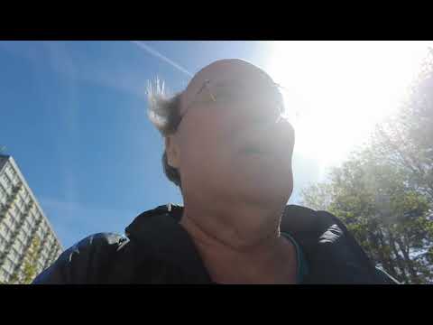 MongoTV_8866 - MIN GÅTUR - Del 4 - Henter Pakke Med Intel 80186 CPU og BILLIG LIDL COLA