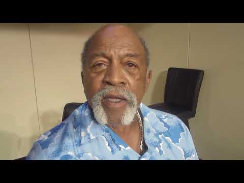 (Part 2) Baseball Legend Luis Tiant Interview at MLB Fanfest in Miami 2017
