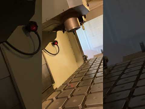 2010 HAAS VM-3 CNC Vertical Machining Centers | Silverlight CNC, Inc (1)