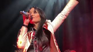 Shakespears Sister perform “Hello, Turn Your Radio On” Sheffield City Hall Nov 4 2019