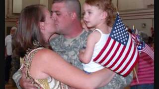 EmJayy Singing 'Raise Your White Flag'-x