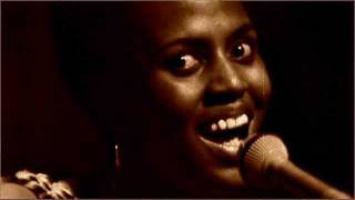 Nomeva   Miriam Makeba
