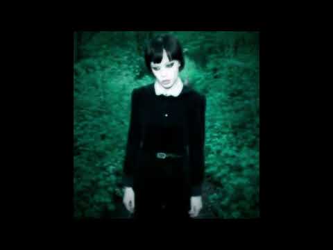 [UNRELEASED] Crystal Castles - Hunting For Witches