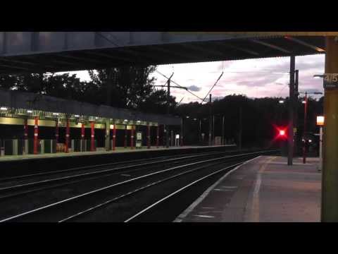 90039 1m03 Shieldmuir - Warrington RMT mail 5th August 2013